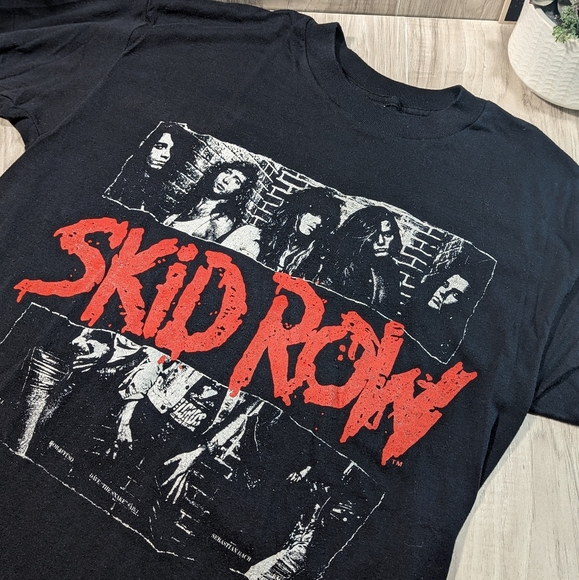 Vintage 80's SKID ROW ROCK Concert T Shirt Size Large SSI Tag - Picture 2 of 8